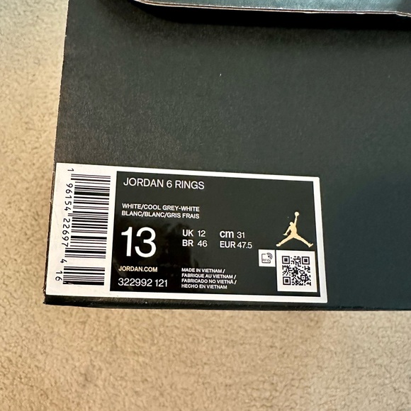 Jordan shoes 6 rings. New, never worn. - Picture 4 of 6